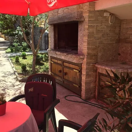 Chiara Villa *